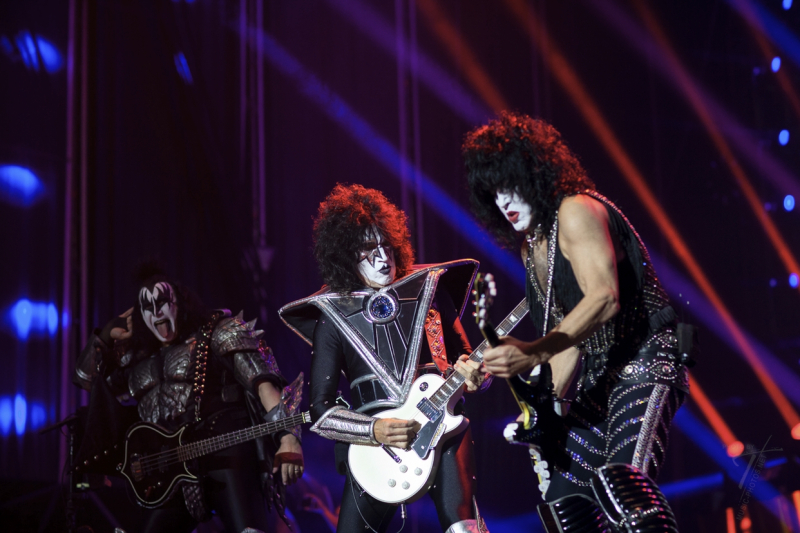 KISS