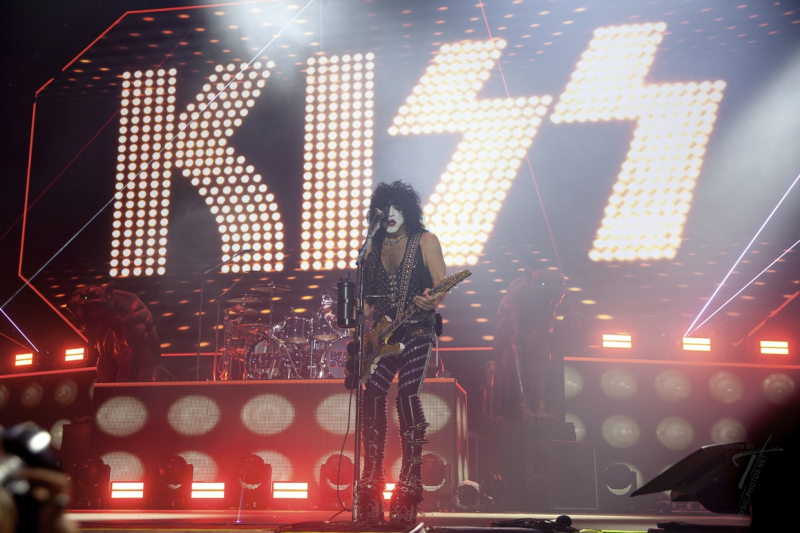 KISS