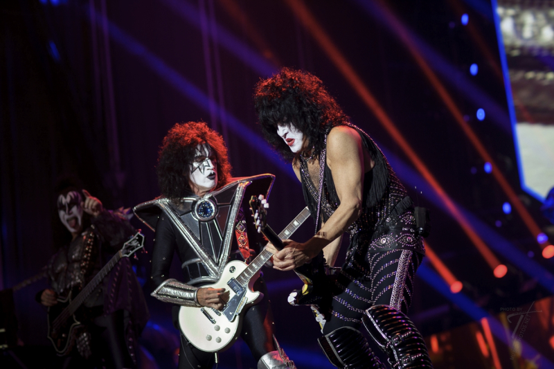 KISS