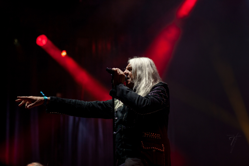 Saxon